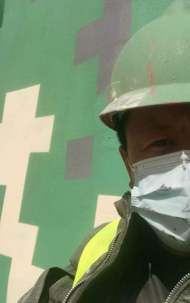 江北迷彩漆未完全固化；